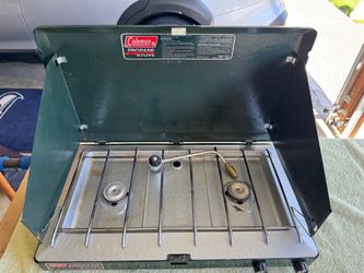 Coleman green camp stove