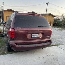 7 Person Van $1800 On The Spot  Everything Runs