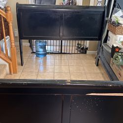 Queen Size Sleigh Style Bed Frame