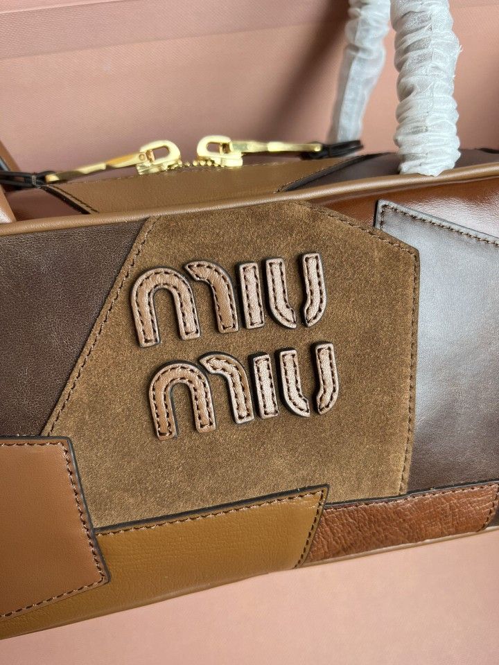 The latest bag of miu miu