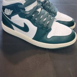 Air Jordan 1 Mid Green