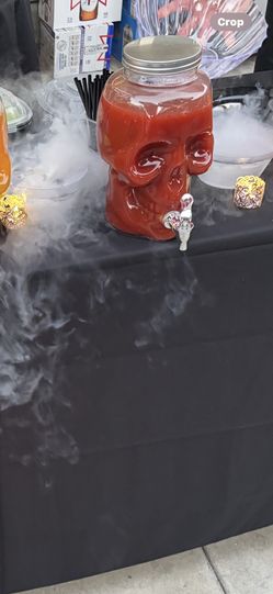 Glass skull Halloween Beverage Dispensers