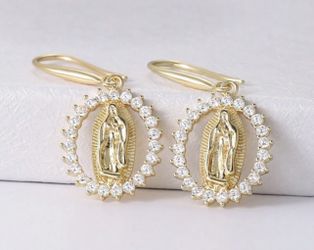 *SALE* 1pair Cubic Zirconia 18K Gold Overlay Virgin Mary Oval Design Drop Earrings