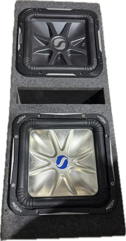 Kicker L7 Dual Subwoofers in Ported Box