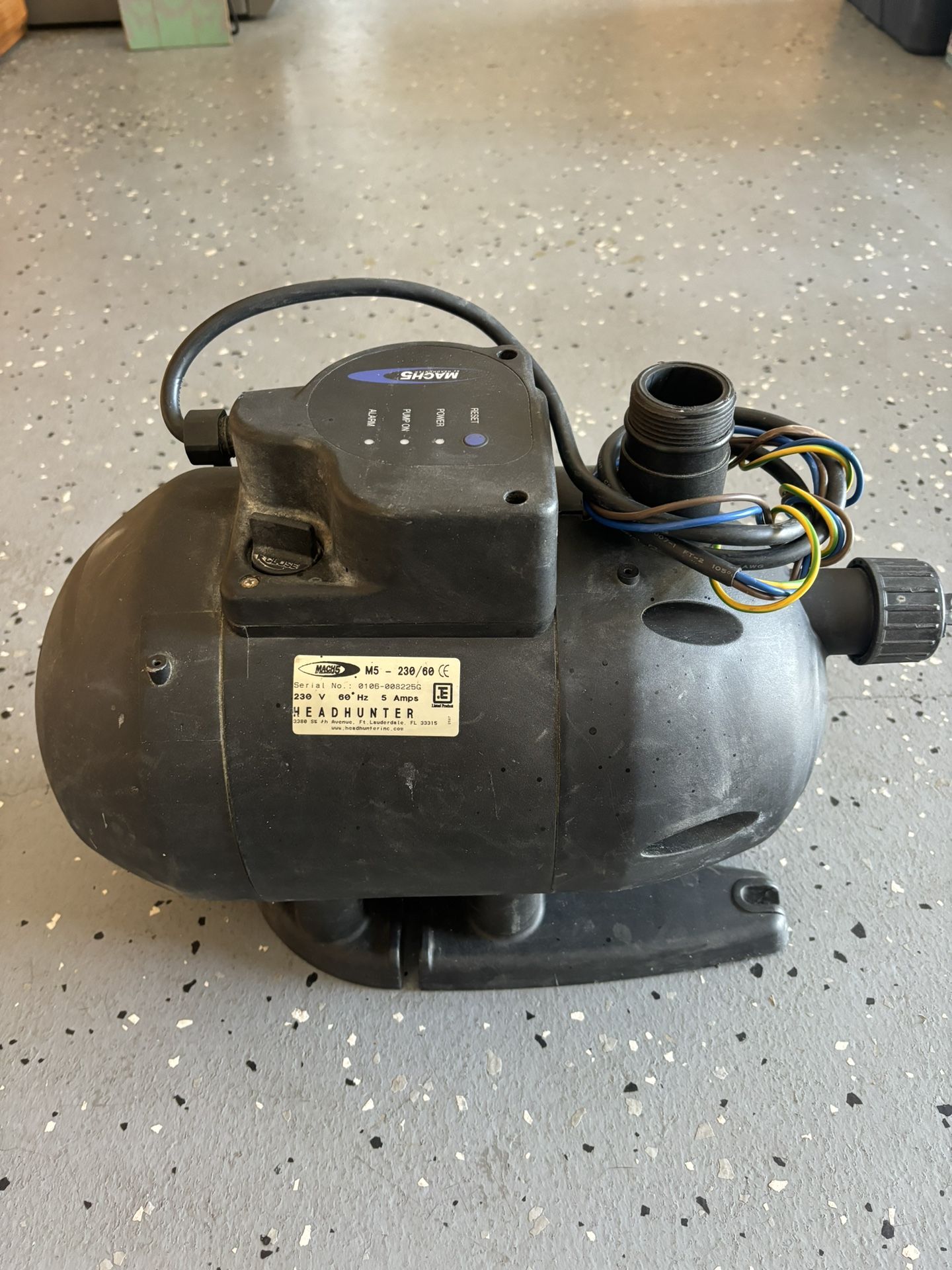 Headhunter Mach 5 Fresh Water Pump