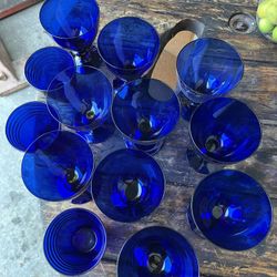 Son Copas Color Azul &son 10 Copas  Y 3 Portillo  Por  $10 Dolls