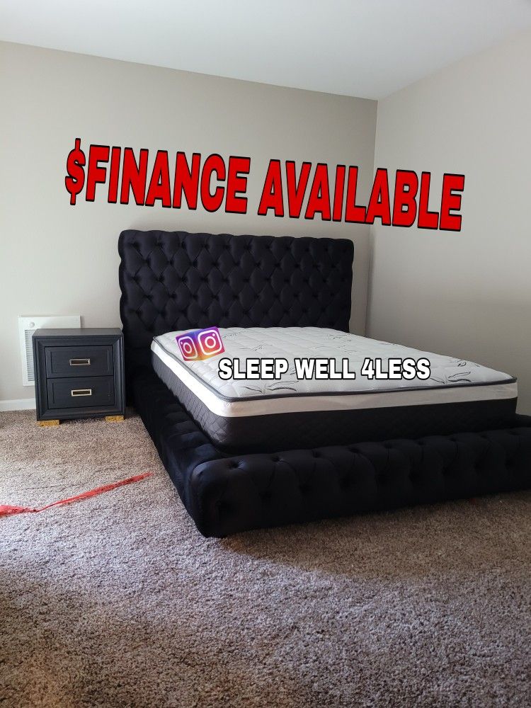 NEW QUEEN BED
