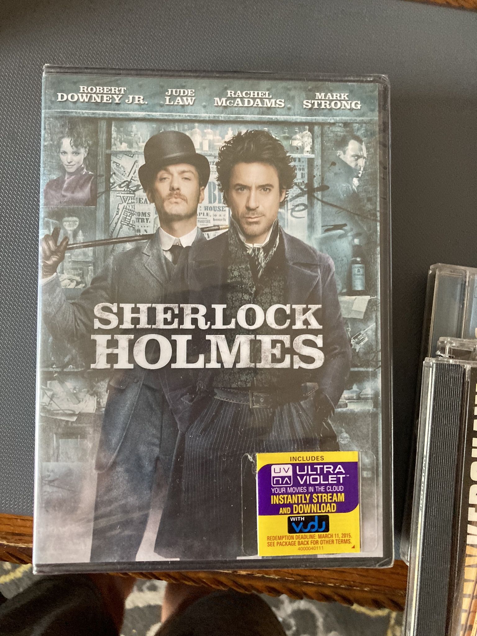 Sherlock Holmes (DVD, 2010)Robert Downey Jr NEW