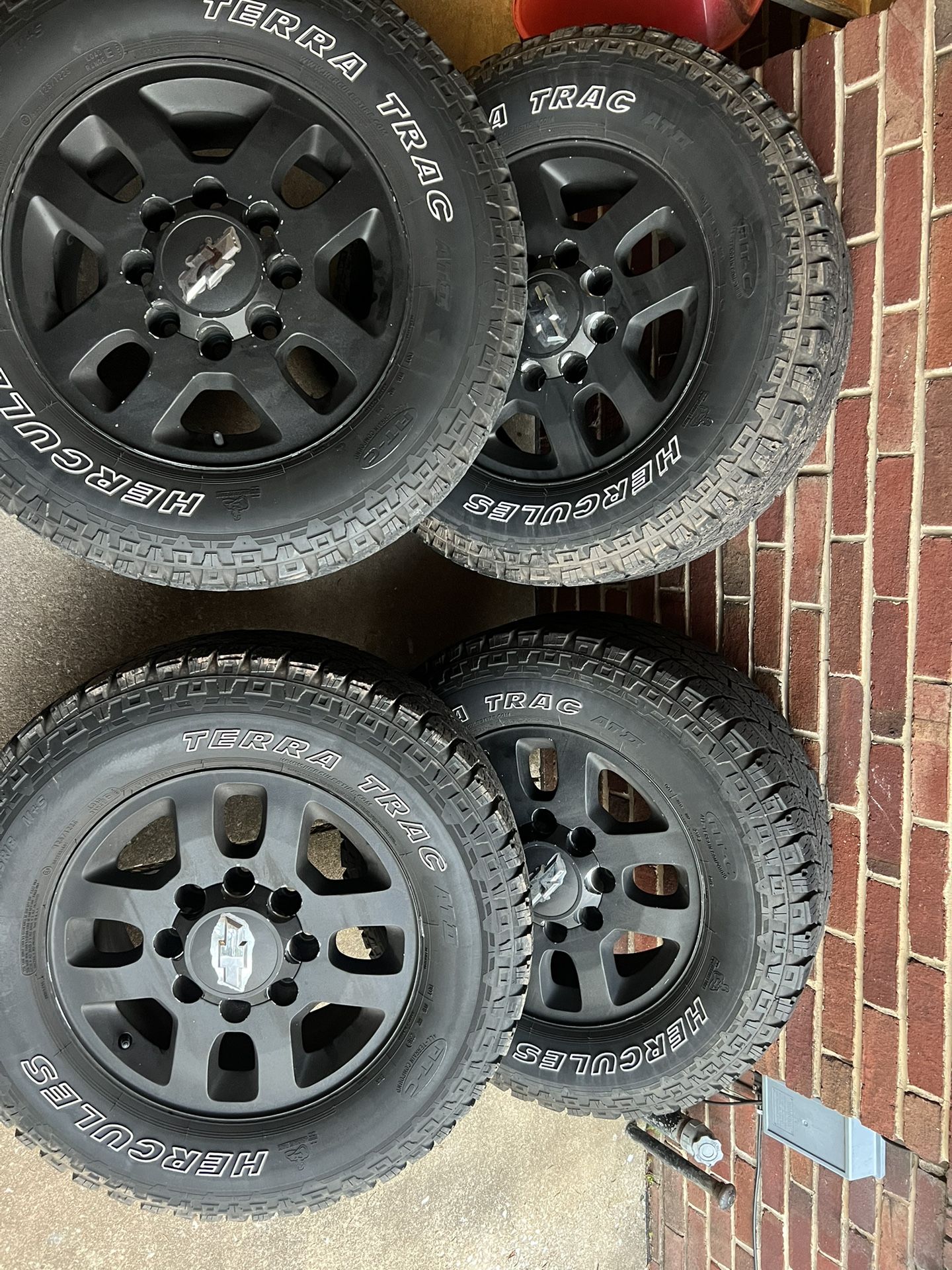Truck Tires&Rims 8x180 (Chevy)