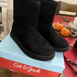 Girl Boots 