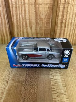 Collectible diecast Corvette