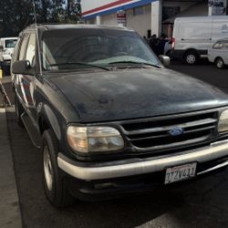 1996 Ford Explorer