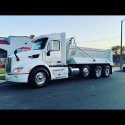 2018 Peterbilt 567