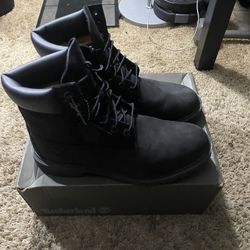 Size 10.5 Men’s All Black Timberland Boots