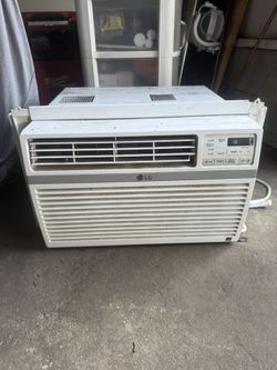 Lg Ac Unit 8,000 BTU 