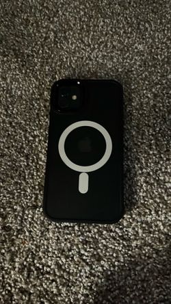 iPhone 11 iCloud locked