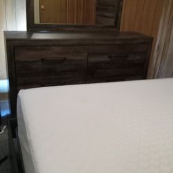 Bedroom Set
