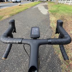 Roval Alpinist Handlebar 1st Gen + MagCAD Integrated Wahoo Bike Computer Mount