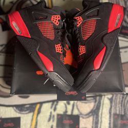 Jordan 4 Red Thunders Sz 10