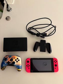 Nintendo switch bundle + Extra controller