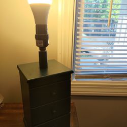 Lamp With Drawers 