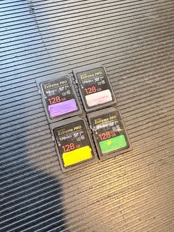 Sandisk 128GB Extreme Pro SD Cards - 20 each