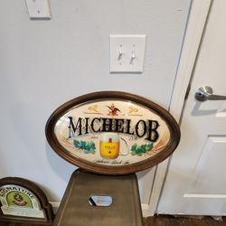 VINTAGE OVAL SHAPE "MICHELOB BEER" DISPLAY WALL ADVERTISING SIGN 23.25" x 14.75"