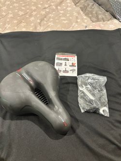 Bike Seat with Ventilation Zone