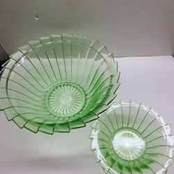 ART DECO GREEN VINTAGE  SPEAR DESIGN SET