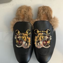 Gucci Slippers 