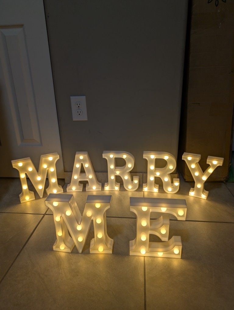 Marry Me Sign And Accessories