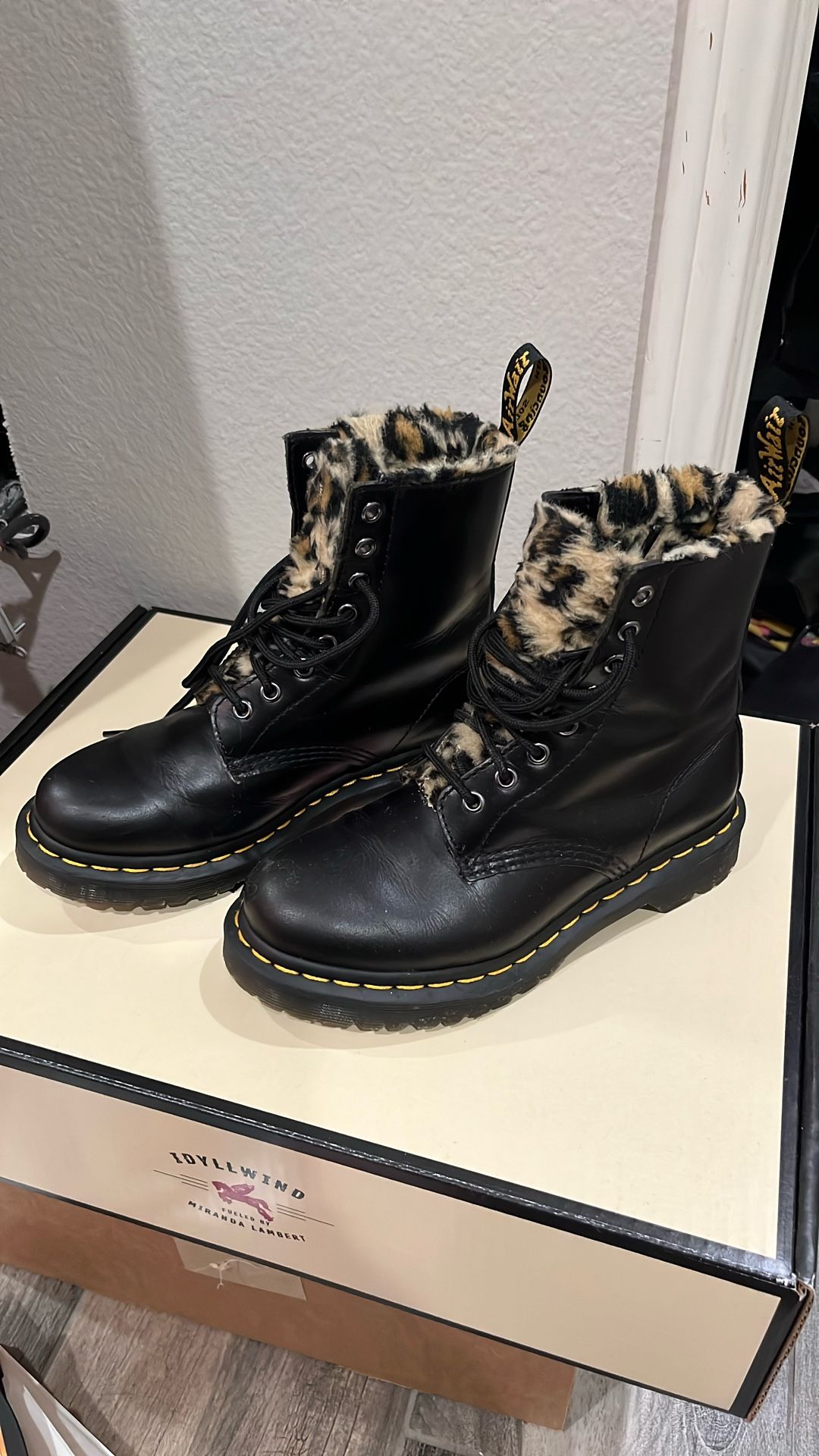 Dr.Martens Boots