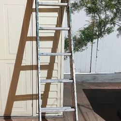 8ft-16ft Extendible Ladder