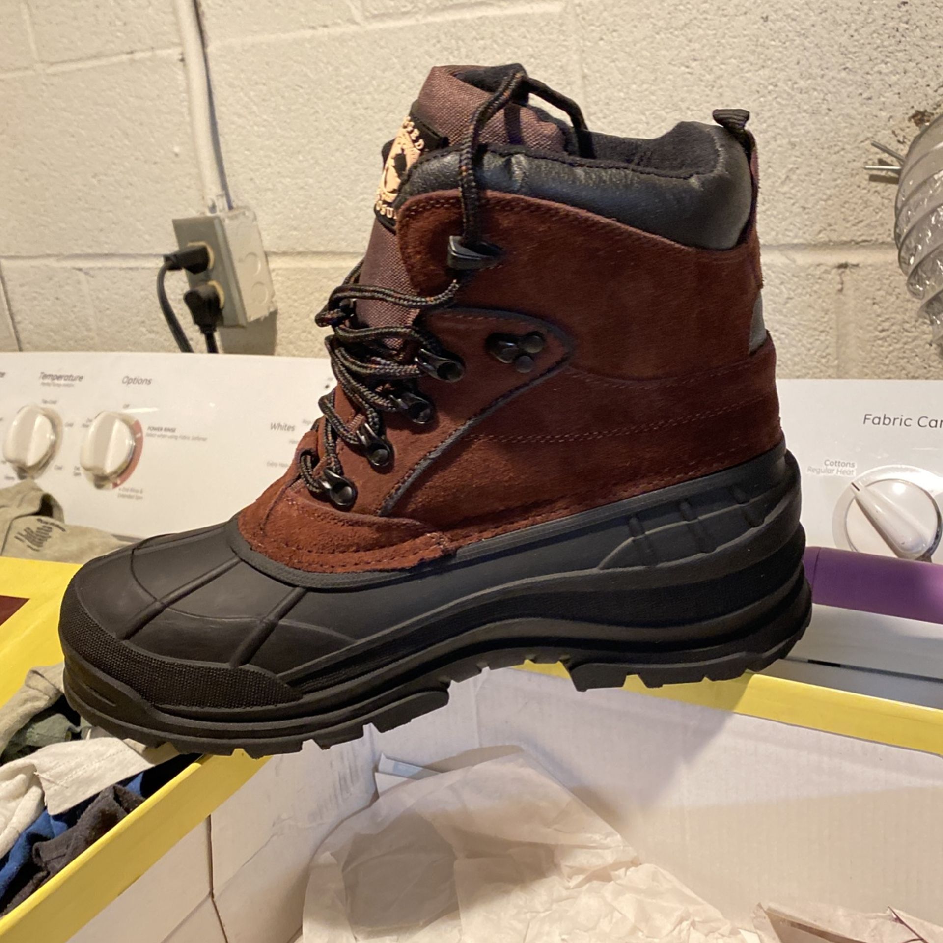 New In Box. Rugged Exposure Snow Boots