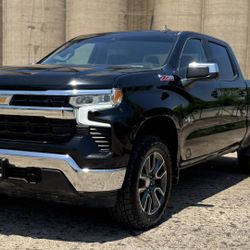 2022 Chevy Silverado 1500 Lt 