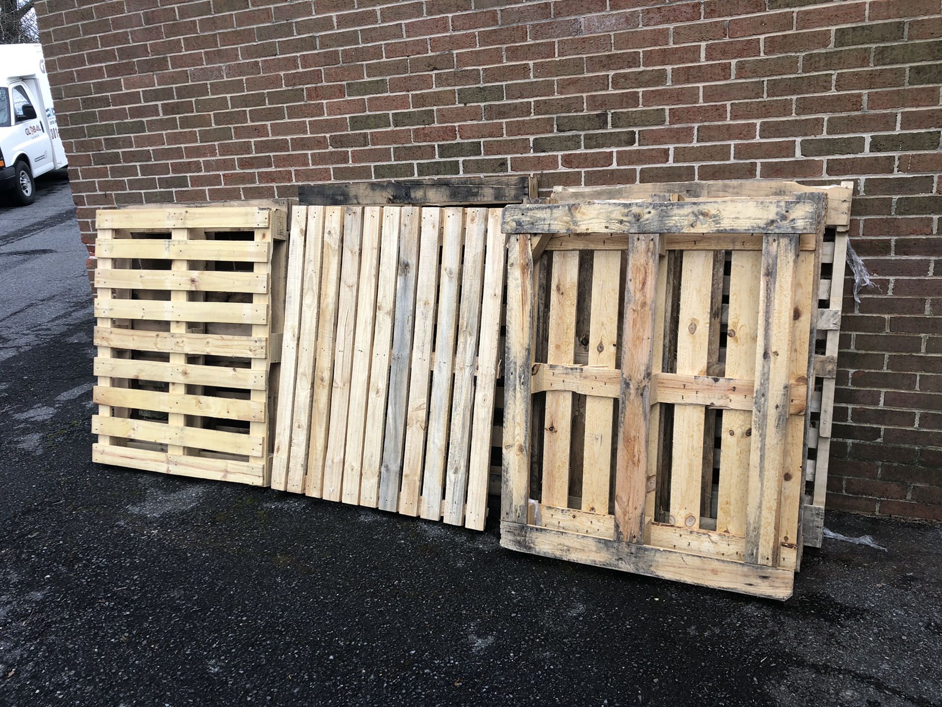 Free pallets