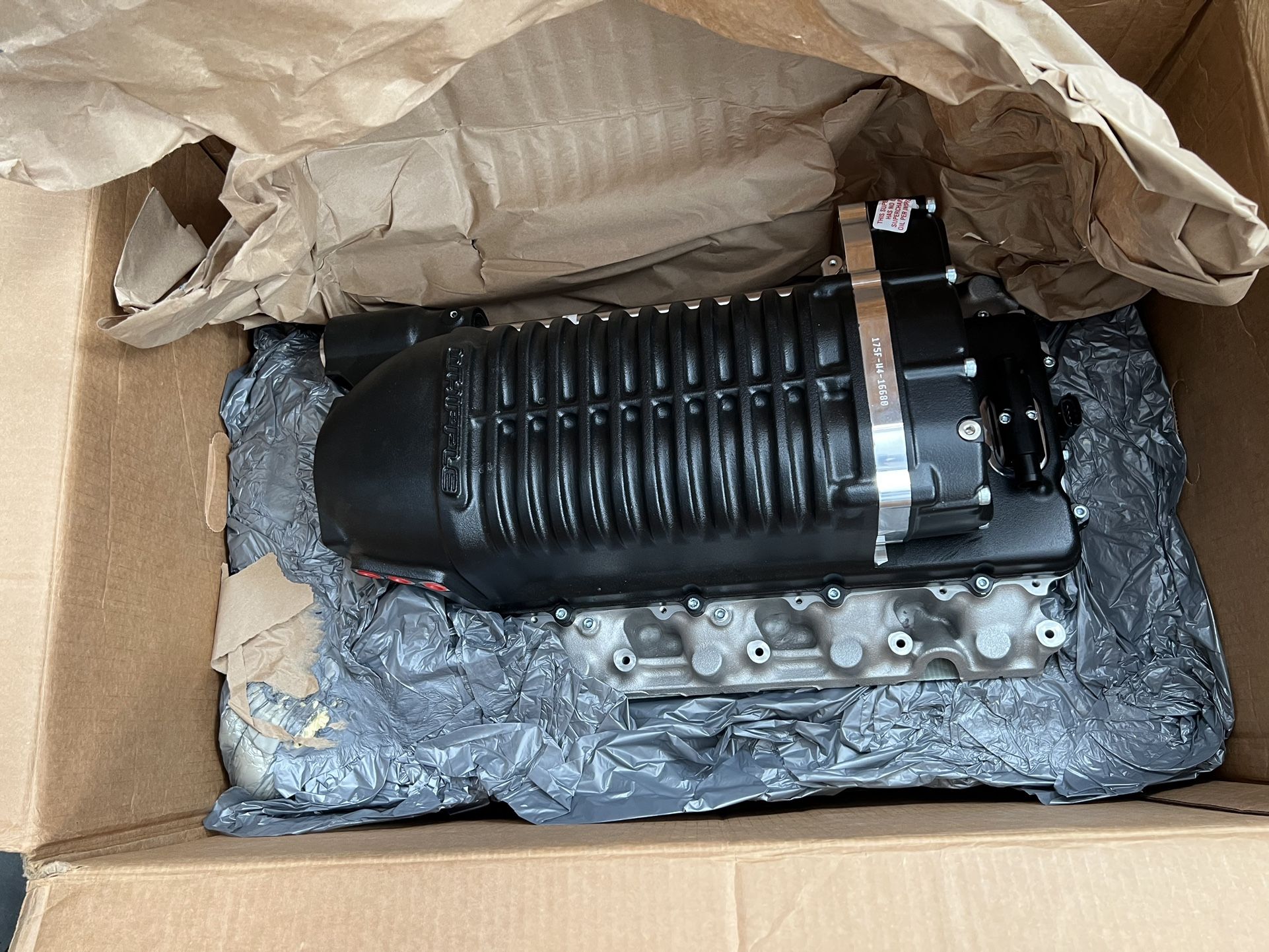 ** NEW Whipple Supercharger, GMC Chevy 5.3L **
