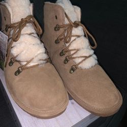 Bearpaw Shoes