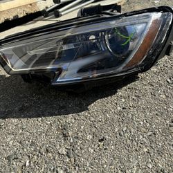 Headlight Audi A 3  2016 2019