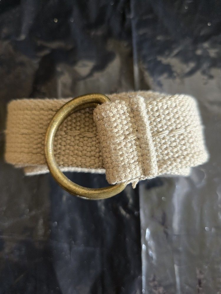 Kids Belt Canvas 29 Inch Like New