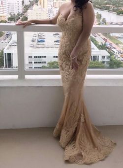 Elegant Dress (Gold)