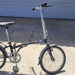 Dahon Boardwalk Folding Bike