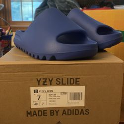 adidas Yeezy Slide Azure - Size 7