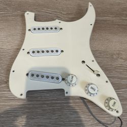 Squier Stratocaster Loaded Pickguard