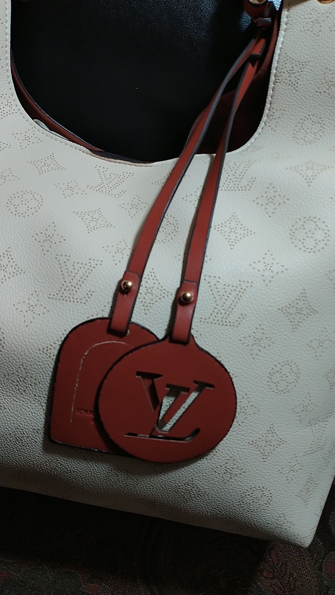 C😍A🤩R😍M😍E🤩L large purse beautiful 😍🤩😍