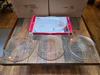 Duralax, Libbey, & Mikasa Clear Glass Holiday Platter Set of 4, one brand new