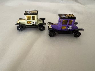 Very Rare Vintage 2006 Japan, Set of 2 New Tomica Disney Pixar Collection Diecast Mini Car, Nightmare Before Christmas, Coupe Classic Car, New Never U