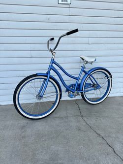 Girls Cruiser Bike