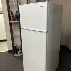 Refrigerator and Freezer