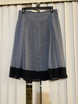 Ladies Skirt